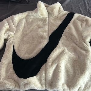 Nike Sportswear Faux Fur Women’s Full Zip Jacket